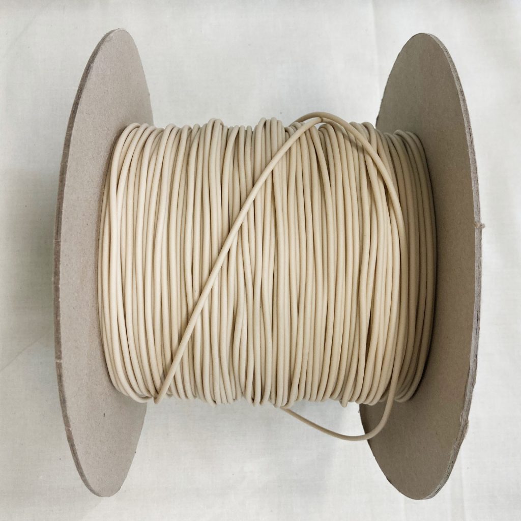 How To Tie Plastic Cord at Karen blog